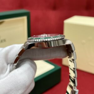 Rolex Submariner "Hulk" - m126610lv-0002 Replica