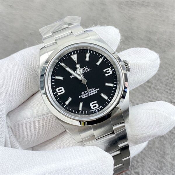 Rolex Explorer - m124270-0001 Replica